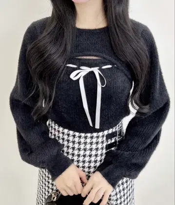 INGNI 페더 리브 데콜테 오픈 리본 니트 블랙
