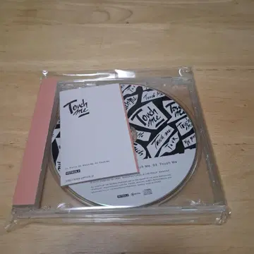페트롤즈 Touch Me 미니 앨범