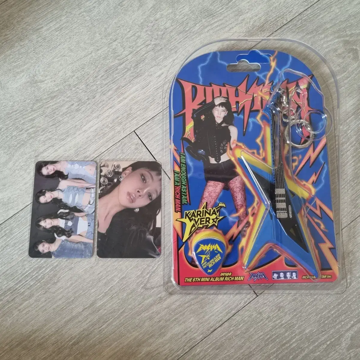 AESPA | 에스파 Aespa Richman Guitar Version album poca Karina set