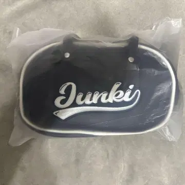 코노 준키 미니 보스턴