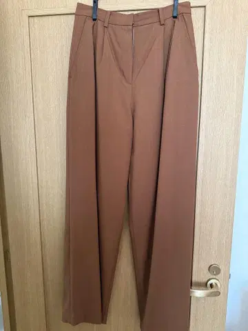 CLANE 베이직 택 팬츠 브라운