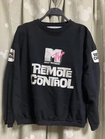 구제 의류 80~90s MTV 리모트 컨트롤 트레이닝복 맨투맨 블랙