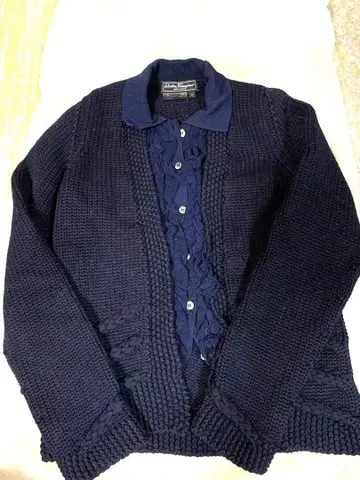 새상품급 살바토레 페라가모 콤비 니트 네이비 고급 울
