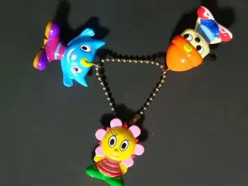 파라파라 래퍼 키링 [ 헤이세이 레트로 ]