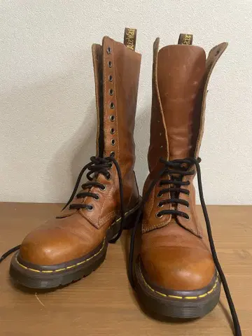 초레어 [ Dr.Martens ] 닥터마틴 1B99 14홀 uk5