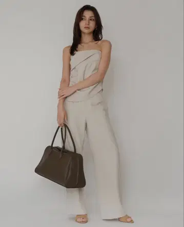 Kino the Kei 베이지 셋업