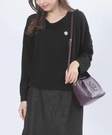 [ MARY QUANT ] 데이지 원포인트 니트 풀오버 블랙 M