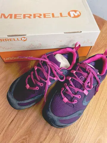MERRELL 프로테라 고어텍스 스니커즈 그레이 핑크