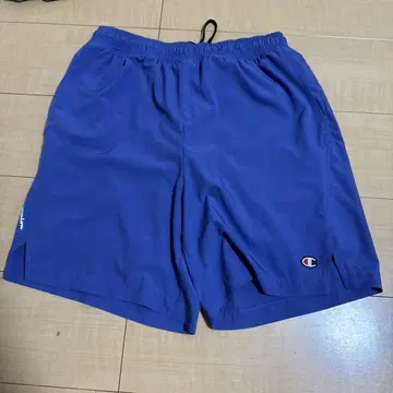 Champion 파랑 숏팬츠 블랙 이너 포함 해외 구매품