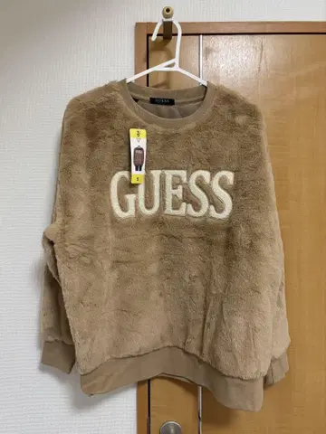 GUESS 프리 스트레이너 복슬복슬 보송보송 베이지 새상품급