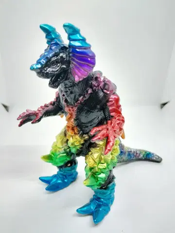 울트라맨 소프트 비닐 골드라스 재도색