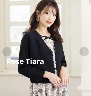 미사용 Rose Tiara 로즈 티아라 스캘럽 니트 볼레로