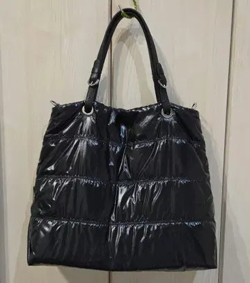 케스로드 퀼팅 토트 네이비 x 블랙