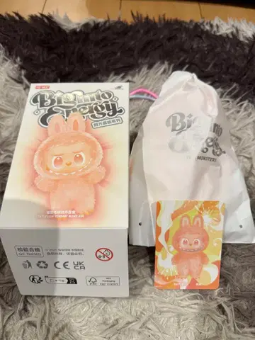 정품 POPMART 러브브 빅 인투 에너지