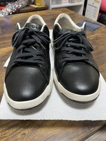 콜한 스니커즈 그라운드 프로