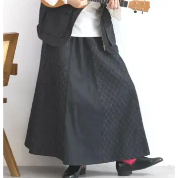 새상품 택 포함 루피리안 스커트 자카드 데님 도킹 절개 블랙
