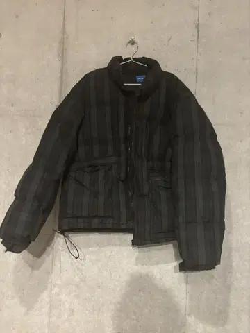 블랙 체크 다운 자켓 M