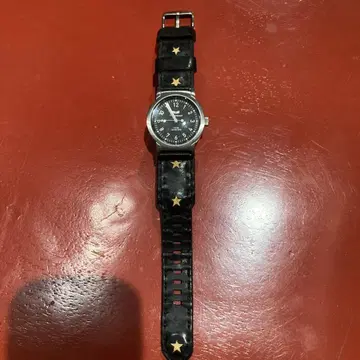 오자카 디자인 VESTAL 콜라보 손목시계