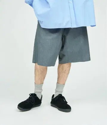 FreshSevice - CORPORATE EASY SHORTS