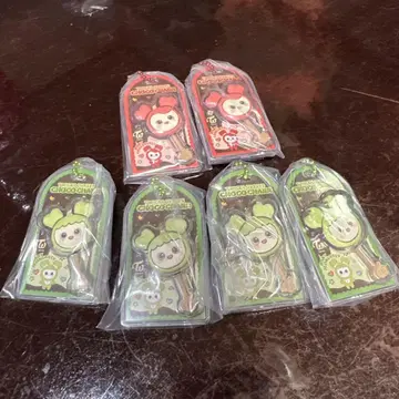 TWICE 키링