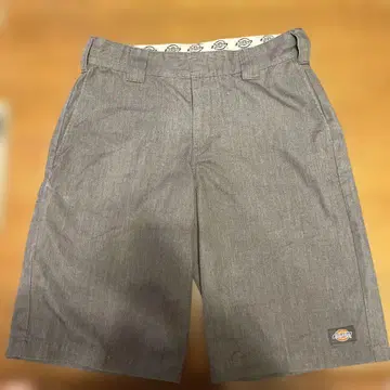 Dickies 그레이 숏팬츠