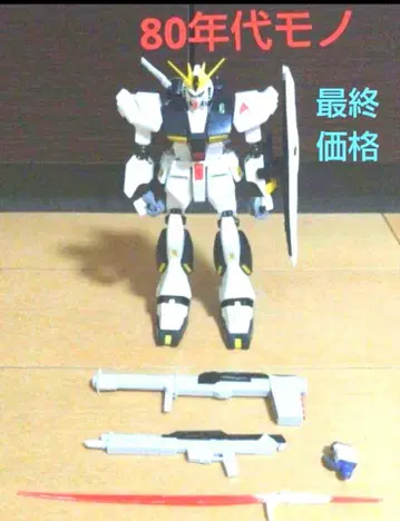 건담 역습의 샤아 뉴건담 하이 컴플리트 모델