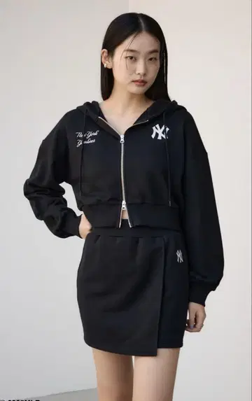 [ 새상품 완판템 ] 뉴욕 양키스 후드티 아줄바이마우지