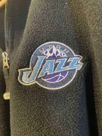 Antigua Jazz 플리스 자켓 블랙 NBA