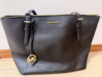 MICHAEL KORS 블랙 토트백