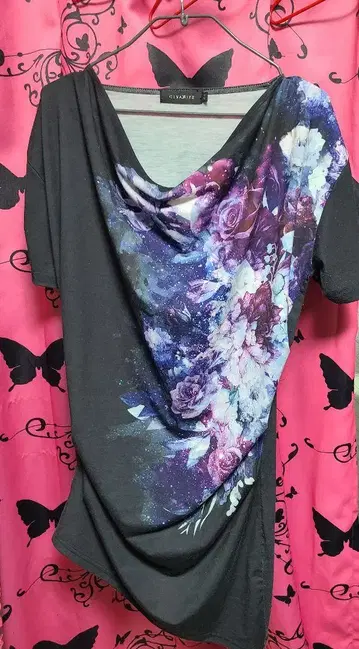 CIVARIZE 꽃무늬 드레이프 T셔츠
