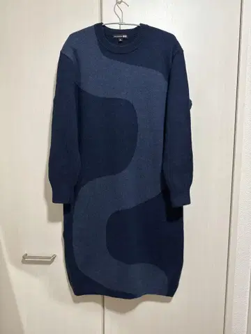 marimekko M 네이비 니트 스웨터 원피스