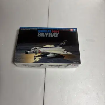 타미야 F4D 스카이레이 1/72