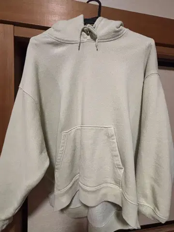 FREAK'S STORE 크림색 오버 사이즈 후드티