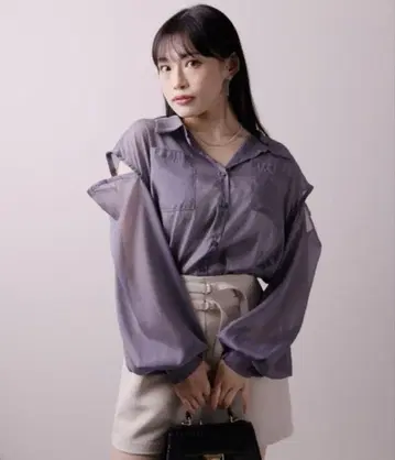 LIP SERVICE 멀티 슬리브 시어 셔츠