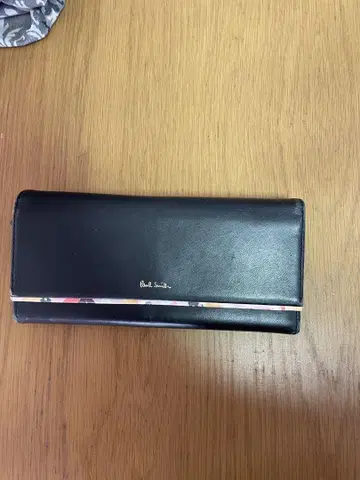폴 스미스 블랙 장지갑 플라워 프린트