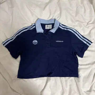 adidas 네이비 크롭 피케 셔츠