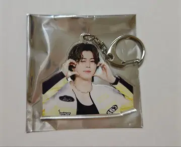 익명 배송 EBiDAN 대운동회 BUDDiiS SEIYA