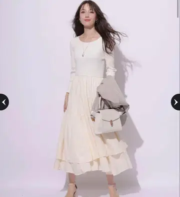 택 포함 새상품 아푸와이저 리셰 시어헴 도킹 원피스 사이즈 2