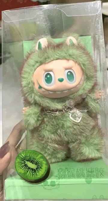 POP MART 빅 인 에너지 Labubu 키위 그린 라부부