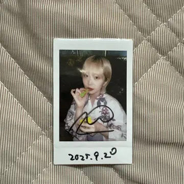 ExWHYZ mayu 사인 포함 유카타 폴라로이드풍 (오키나와 한정판)