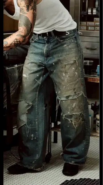 RIPPED WIDE STRAIGHT DENIM TSY