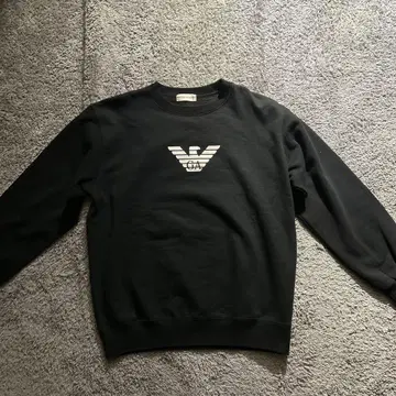 [ 초레어 초파격 ] EMPORIO ARMANI 블랙 맨투맨