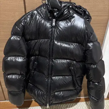 ZARA 블랙 다운 자켓
