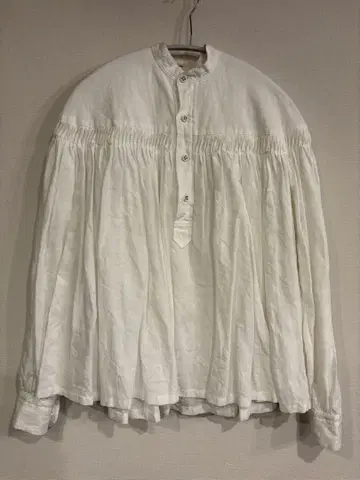 scye 린넨 턱 블라우스 긴팔 38