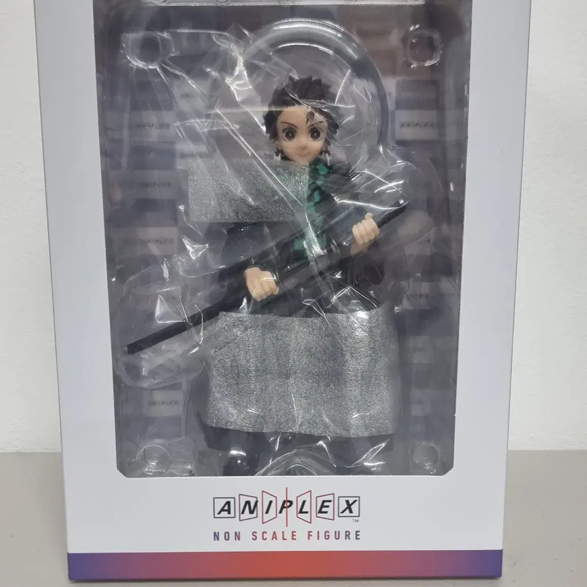 Aniplex Demon Slayer Tanjiro Kamado sealed figure