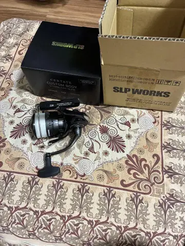SLP WORKS LT4000-CXH 스피닝 릴