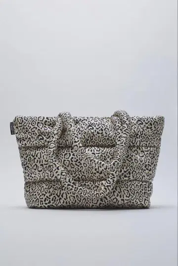 ZARA 레오파드 무늬 토트백