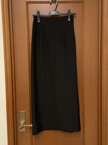 플라스테 라메 저지 내로우 스커트 24ss 블랙