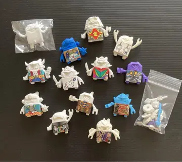 케시카스 군 12체 + 코로코로 코믹 부록 케시카스 군 1체의 세트