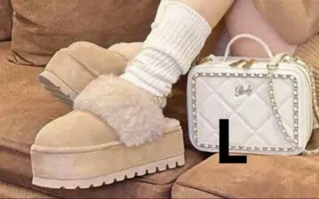 Rady 통굽 무스탕 샌들 L 상자 없음